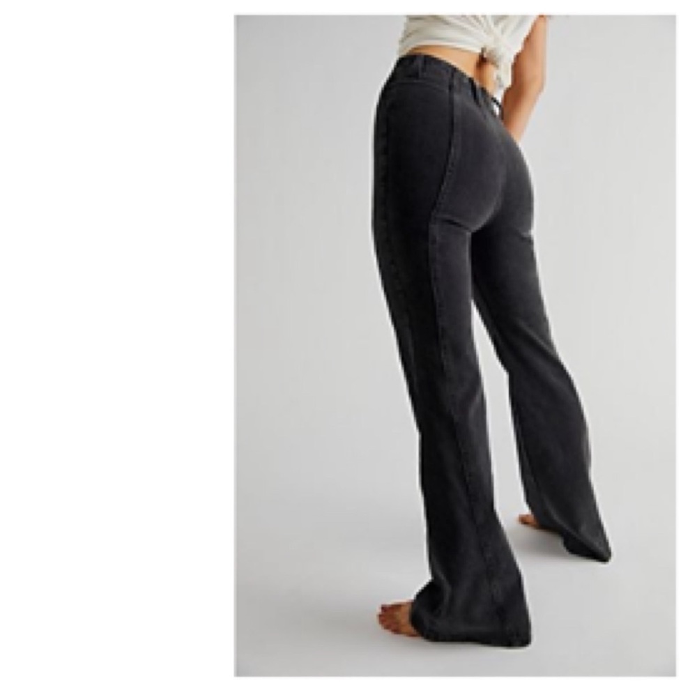 Free People - We The Free High Waist Florence Flare Jeans size 32